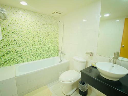 ワウデン ビジネス ホテル