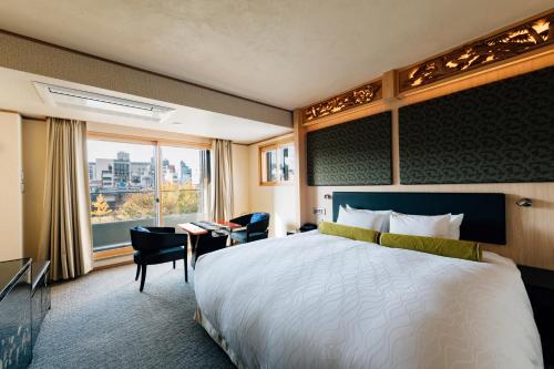 Superior Double Room with River View