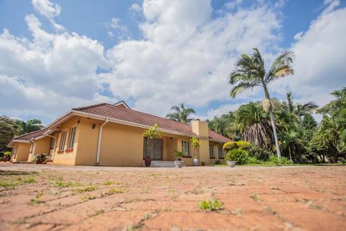 ทัศนียภาพภายนอกโรงแรม, Palm villa in ฮาราเร