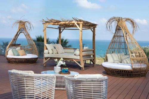 Зручності, Island Suites Hotel in Нетанія