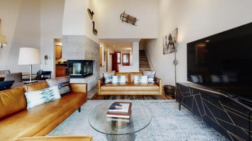 Premier Ski In, Ski-Out 3 Bedroom Condo With Spectacular Views, Heated Outdoor Pool And Hot Tub, Sho