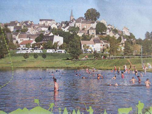 Le lac, la neige,la vue - Location saisonnière - La Tour-d'Auvergne