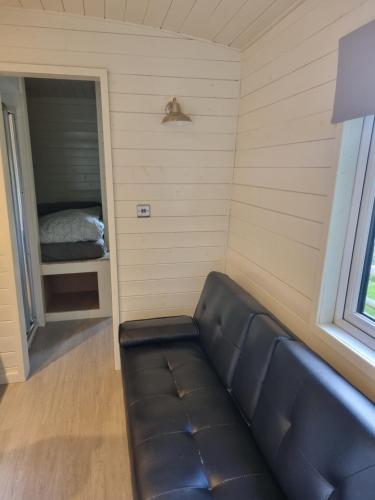 Glamping Hut - Riverview 4 Glamping Hut - Riverview 4