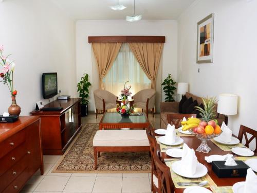 rose garden apartments dubai