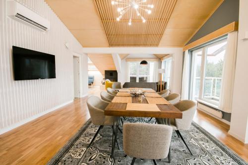 Penthouse Apartment image 8