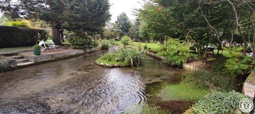 AU FIL DE L'EAU in 紹塞地區聖奧梅爾