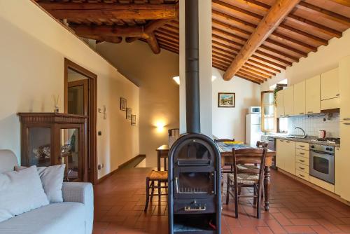 Live Tuscany! Apartment on the hills of Florence! 2