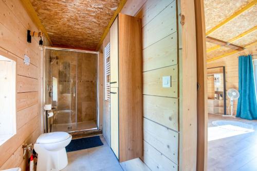 Vannas istaba, Villa spacieuse à Sapogne-et-Feuchères avec piscine privée, 150 m² (Villa spacieuse a Sapogne-et-Feucheres avec piscine privee, 150 m²) in Sapogne-et-Feucheres (Alsace)