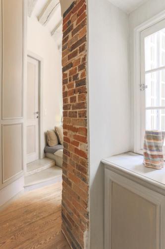 Louvre Charmant Studio - image 12