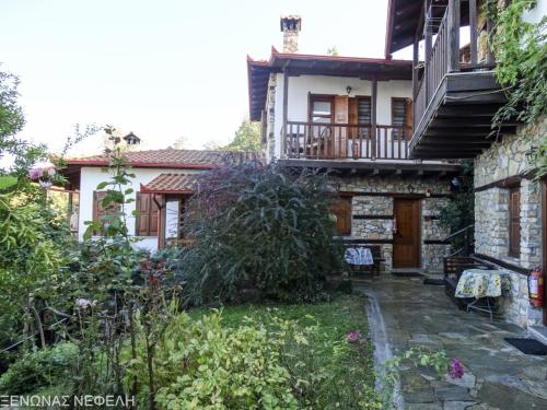  Nefeli, Unterkunft in Palaios Panteleimonas