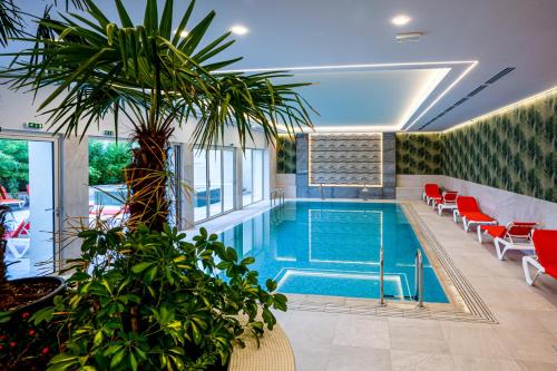 . Hotel Carolin