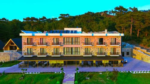 . Pinhan Otel Kazdağıları