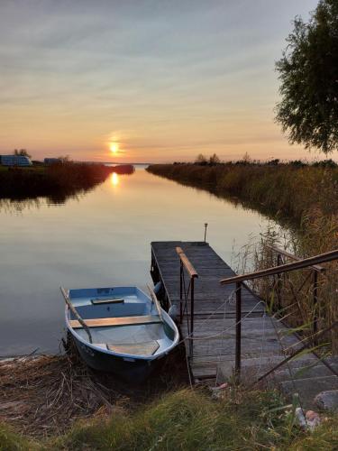 Svenceles 25 sodyba Namas su pirtimi ir krantine