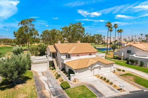 外部景觀, Desert Falls Resort Villa w/ Golf & Mountain views! in 棕櫚沙漠