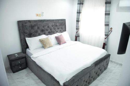 Luxury 3 Bedroom In Life Camp Abuja