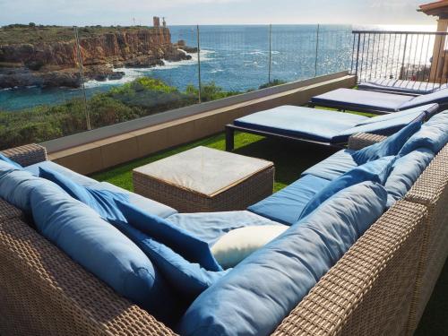 منظر, Hotel Rocamar in كالا سانتانيي