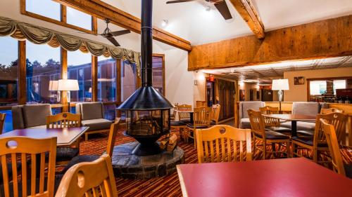 Deluxe Inn Wytheville – Wytheville, VA