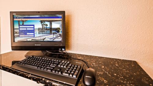 Deluxe Inn Wytheville – Wytheville, VA