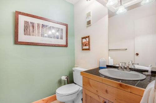 Powderhorn Corner - image 8