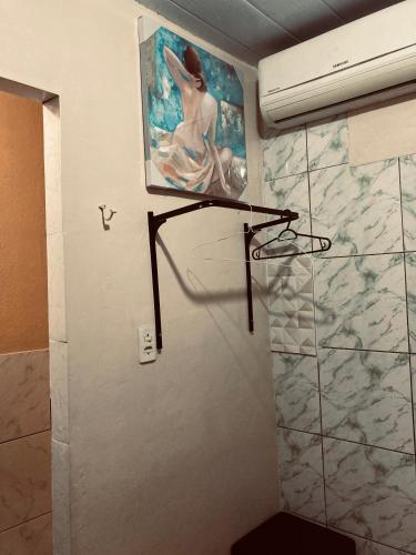 Single Room with Bathroom image 2