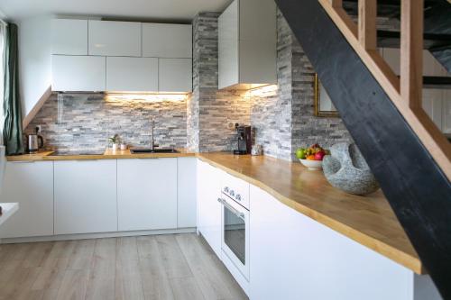 Duplex Design - in the heart of Fontainebleau's forest - Climber's dream - Few min walk from the mos in Noisy-sur-Ecole