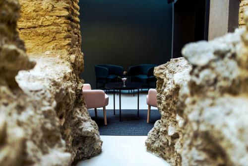 Caro Hotel - image 2