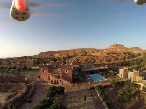 Exterior view, La Kasbah du Jardin in Ait Benhaddou