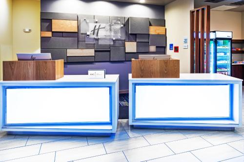 Holiday Inn Express & Suites Houston  Downtown North By IHG - image 10