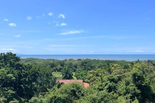 Ocean view bungalow Camaronal beach