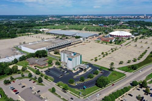Clarion Suites at the Alliant Energy Center in Madison, USA