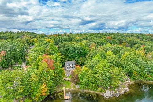 Overlook at Highland Lake