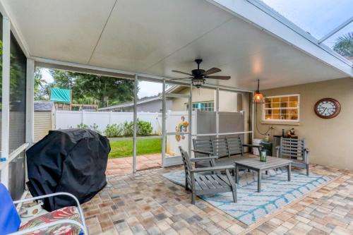 Sunny Highfield Drive in Clearwater, USA