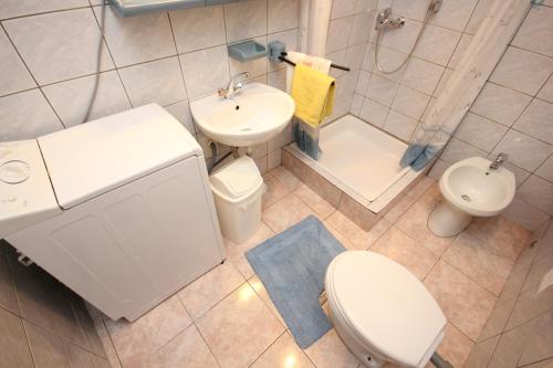 Studio Cres 7984a - image 14