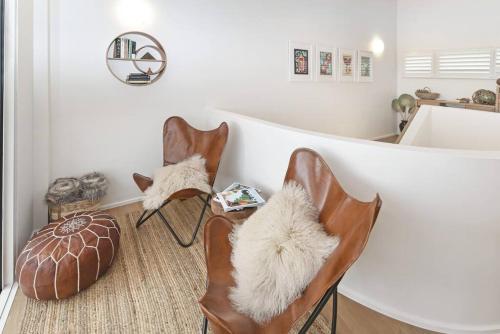 Seacliff Beach Retreat Lux, Modern, Seaviews, 3BR, Balcony in Seacliff