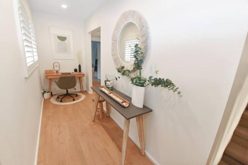 Seacliff Beach Retreat Lux, Modern, Seaviews, 3BR, Balcony in Seacliff
