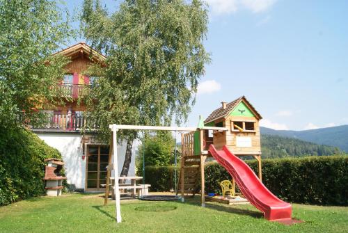 Ferienhaus mit Panoramaausblick und Sauna - 3 SZ