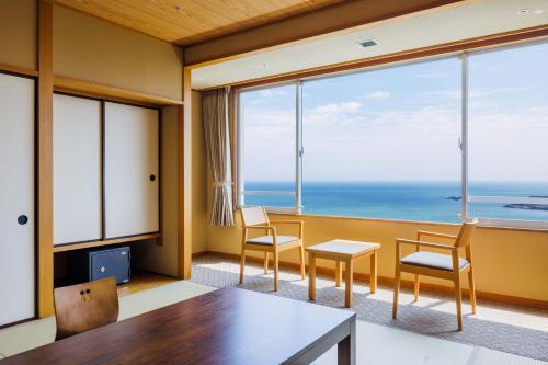 Japanese-style Room with 8 Tatami (MAX 4 Adults)