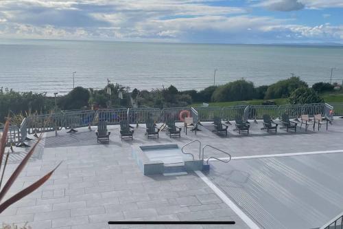 Stunning Hillside Sea View 2-Bed in Barmouth