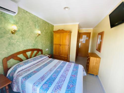 Hostal L'Anfora - image 12