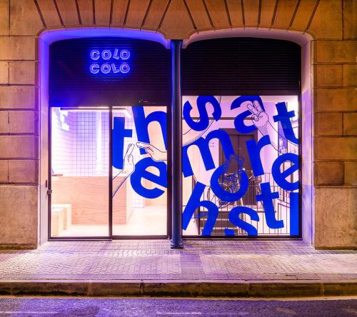 Bejárat, Colo Colo Hostel - Single Private Beds in Szent Sebastian