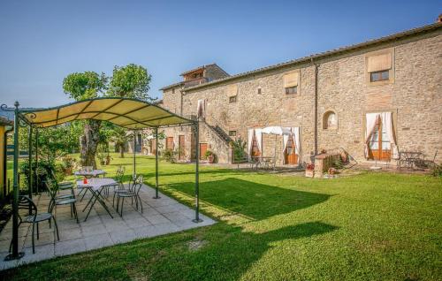 Utvendig, Casale il Gelso by VacaVilla in Sodo