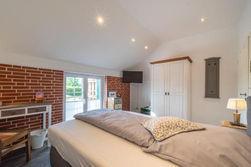 1 double bed