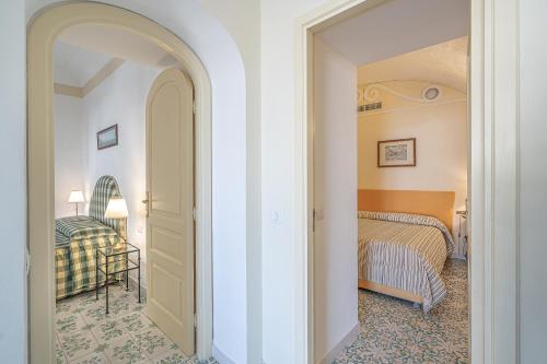 399312691 Palazzo Margherita