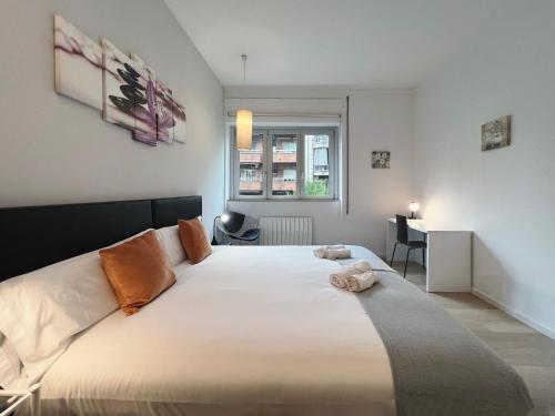 Stay U-nique Apartments Sants - image 4