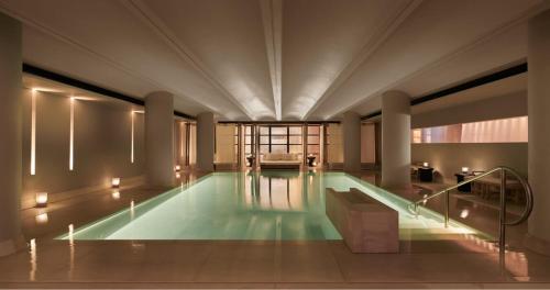Claridge's - image 5