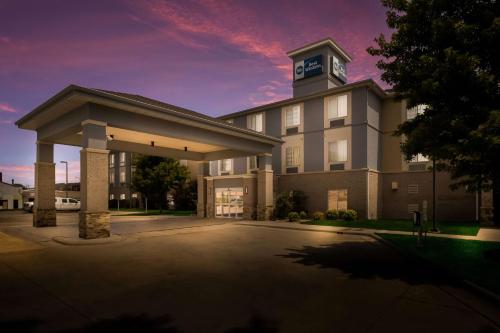 . Best Western Coffeyville Central Business District Inn and Suites