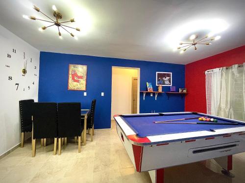 ,BDLuxury 2,Apartamento Familiar con Billar sala de JuEGos Wifii y parqueo privado