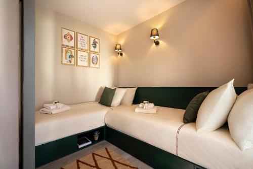 2 bedrooms, 4 beds