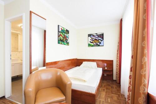 Single Room with Shower