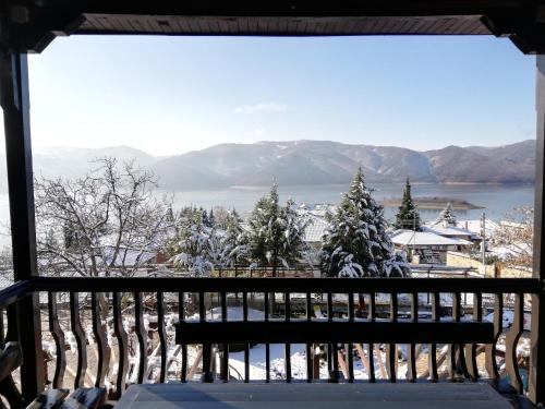 Trifon Zarezan Family Hotel in Glavatartsi